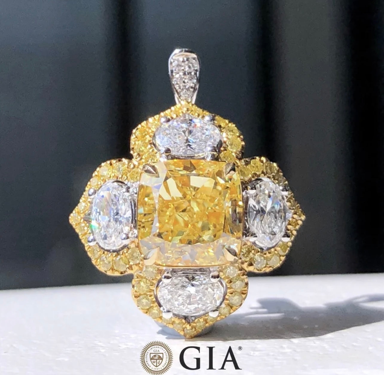 Fancy 6.00 Carat Center Vivid Yellow Diamond Ring set on Solid 18K White and Yellow Gold Diamond Ring GIA Dossier’s ( 20.00 TCW )