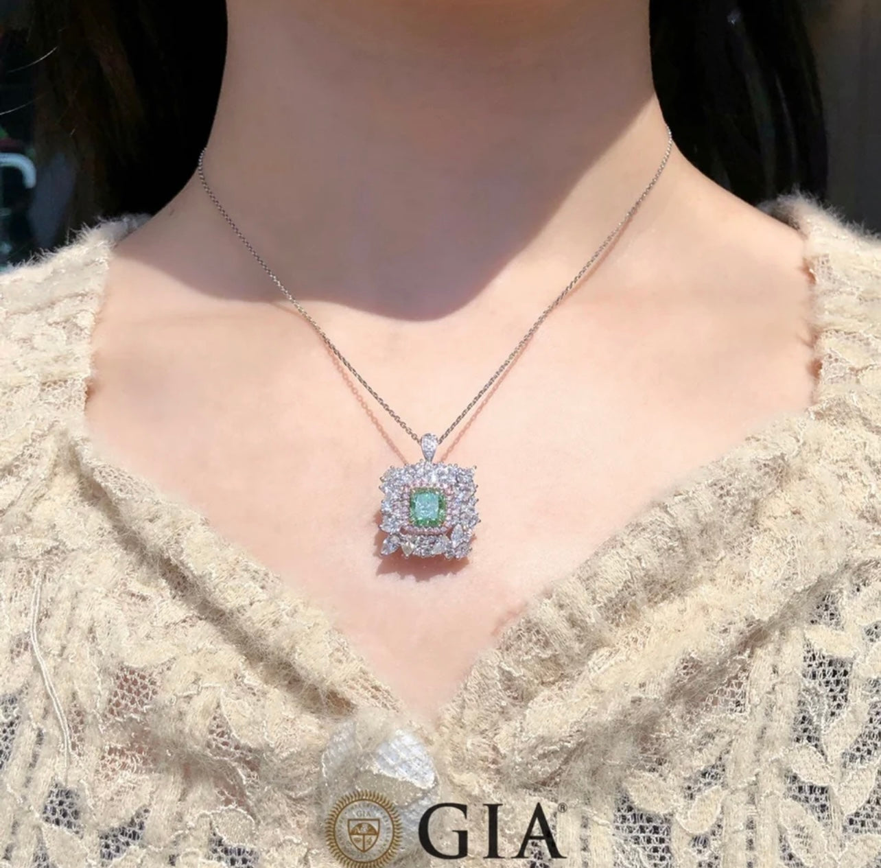 Very Beautiful Rare and Amazing 4.00 Carat Fancy Vivid Green Diamond in Brilliant Princess Cut Flawless Clarity Type 2A Diamond GIA Dossier