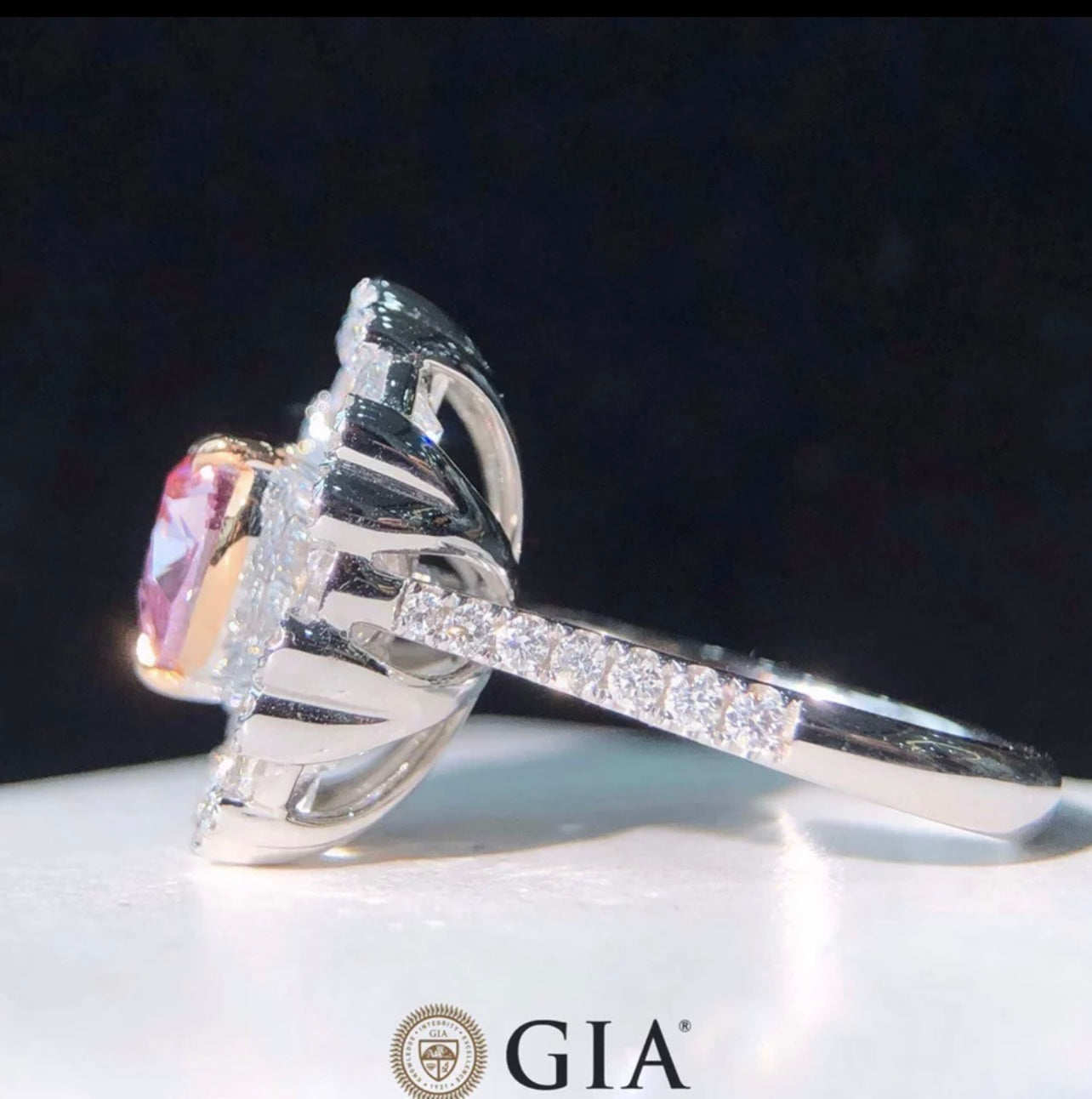 5.00 Carat Argyle Fancy Vivid Pink Brilliant Heart Cut Diamond FLAWLESS Clarity GIA Certified Dossier.