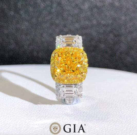 Beautifully Designed 8.00 Carat Argyle Fancy Vivid Cushion Cut Diamond Ring Flawless Diamond GIA Dossier Certificate Exclusively Made.