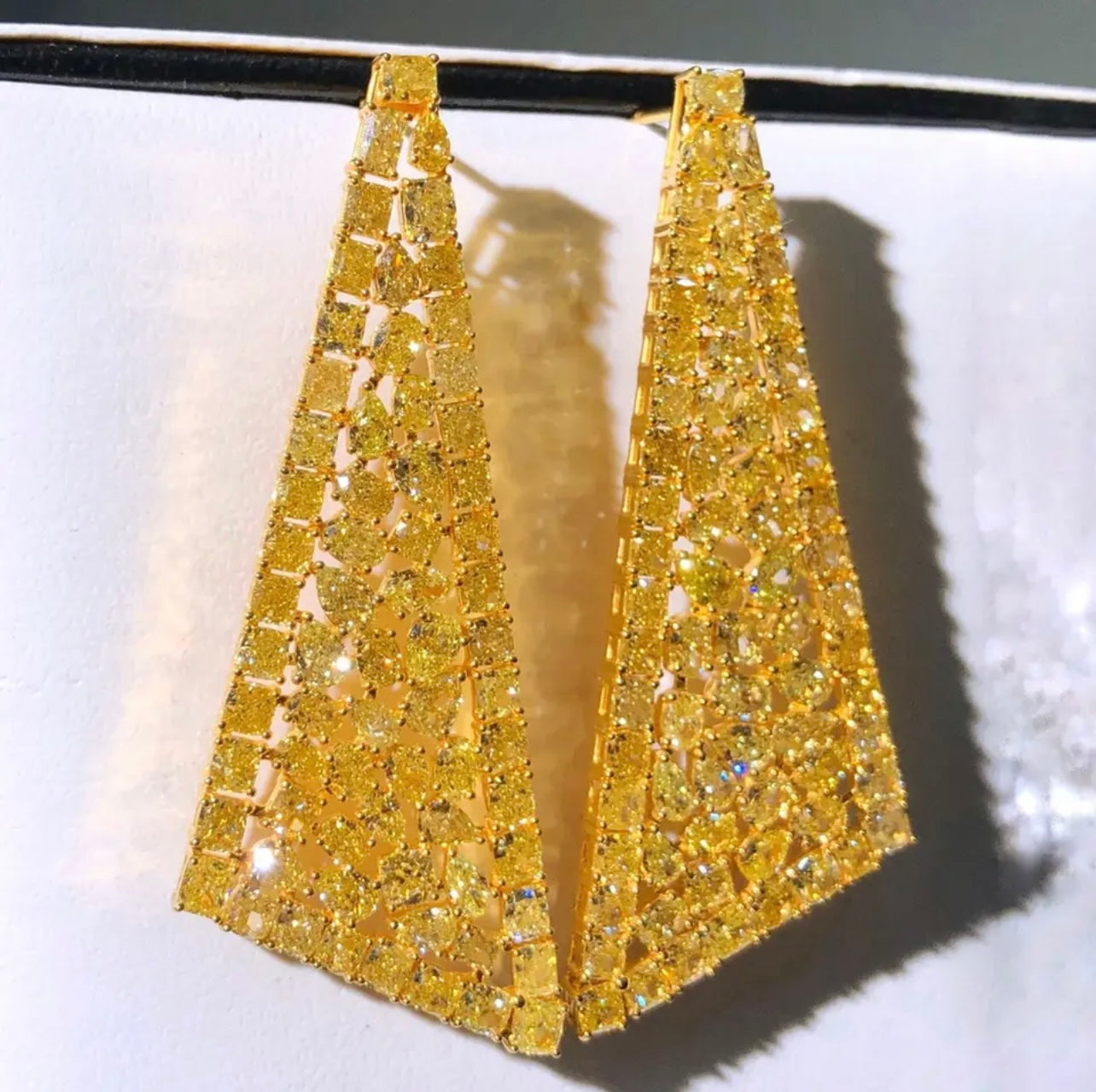 Rare 100 Carats Argyle Fancy Vivid Yellow Diamond Earrings The Exclusive Craftsmanship Edition